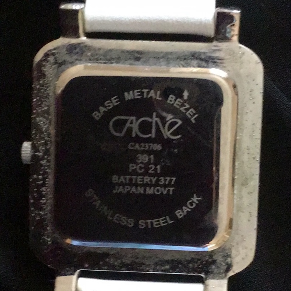 Cache watch - Picture 3 of 3